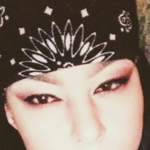 Meet your Posher, Annie